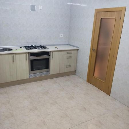 Piso Por Habitaciones En Gijón Buitenkant foto