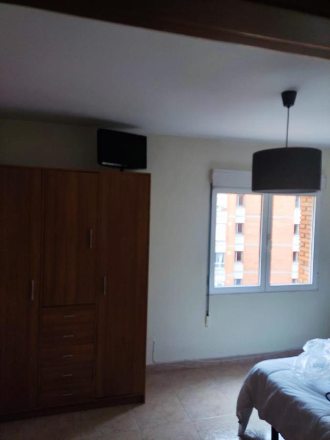 Piso Por Habitaciones En Gijón Buitenkant foto