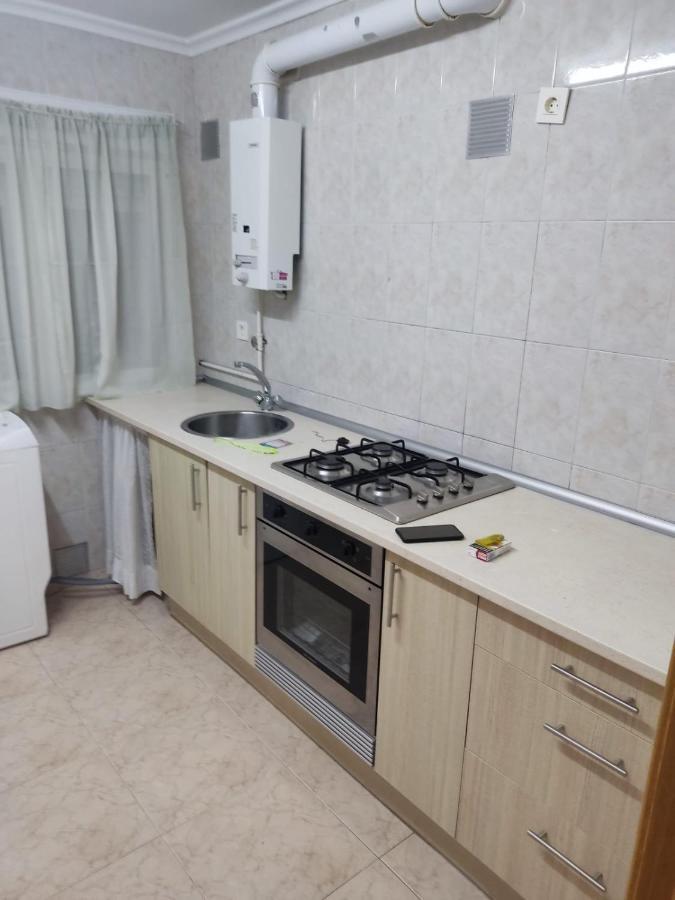 Piso Por Habitaciones En Gijón Buitenkant foto
